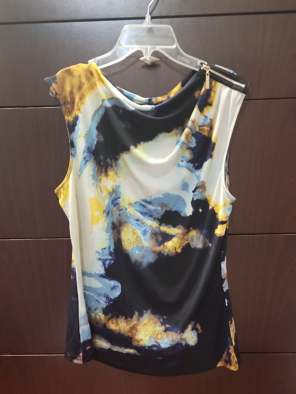 DKNY Multicolor Abstract Print Sleeveless Blouse in Navy, Yellow & White